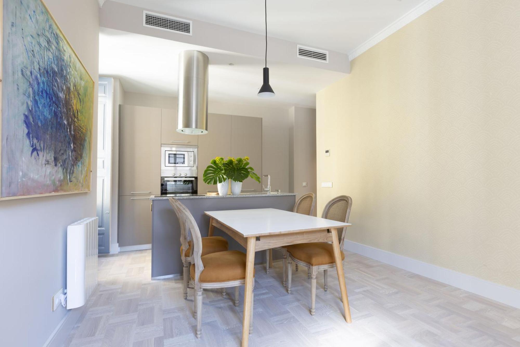 Precioso Apt En La Plaza De La Paja Latina Madrid Bagian luar foto