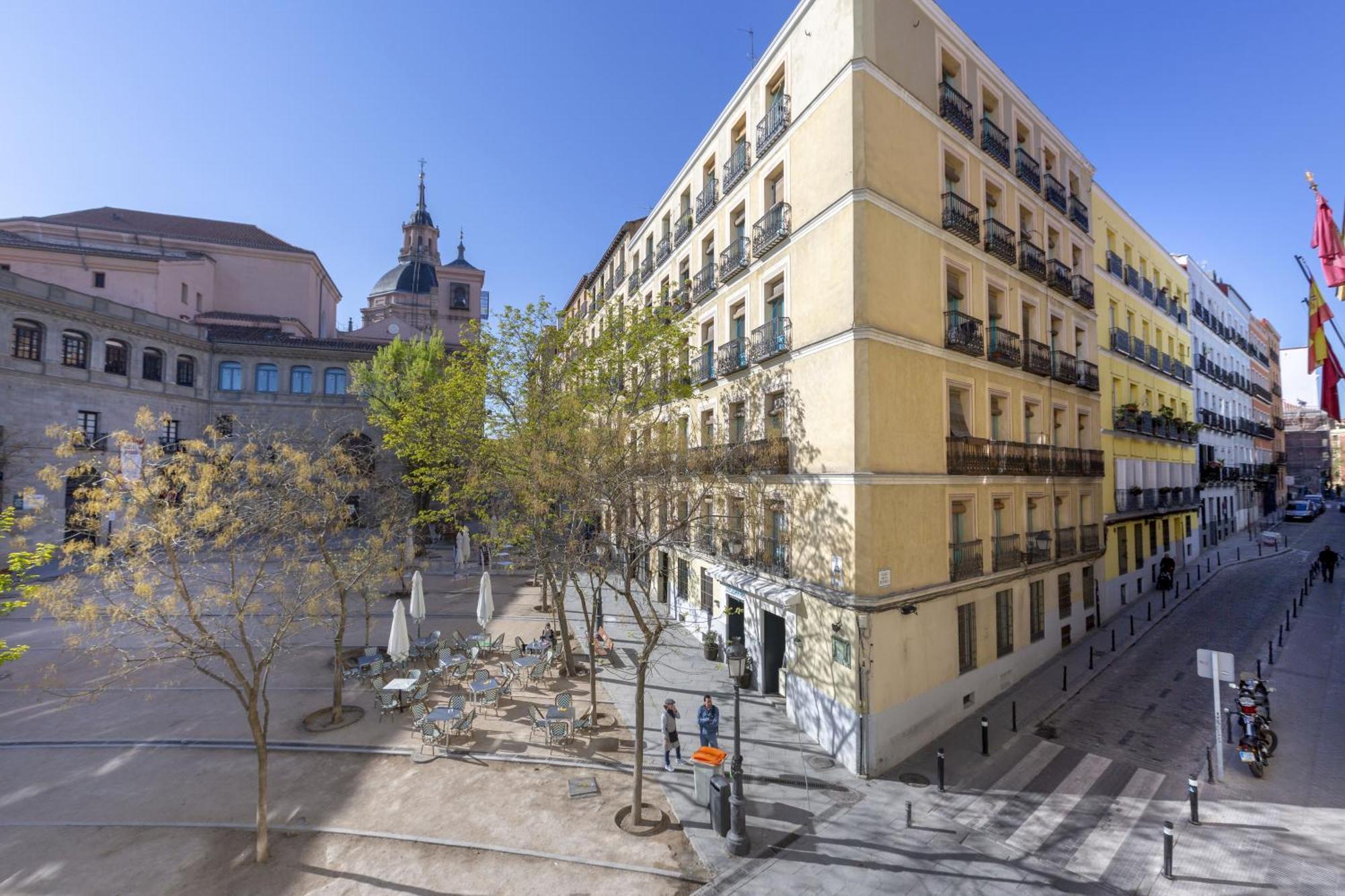 Precioso Apt En La Plaza De La Paja Latina Madrid Bagian luar foto