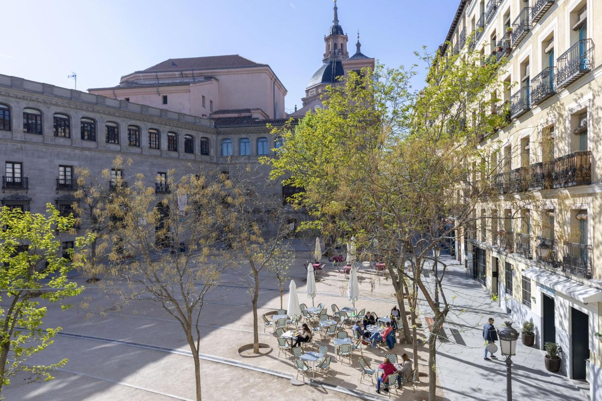 Precioso Apt En La Plaza De La Paja Latina Madrid Bagian luar foto