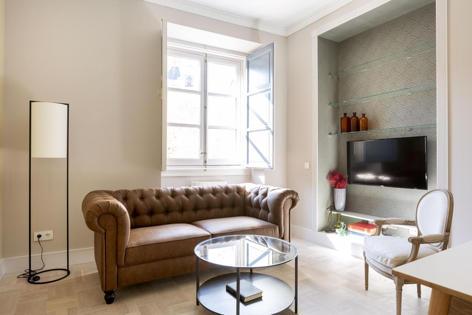 Precioso Apt En La Plaza De La Paja Latina Madrid Bagian luar foto